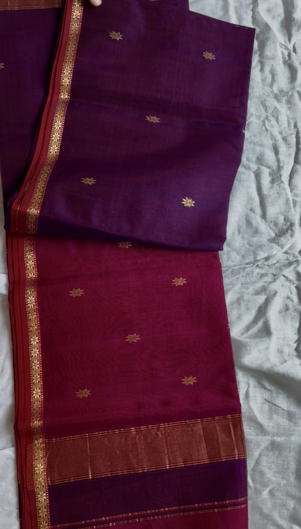 Purple with Pink Pallu Maheshwari Handloom Saree - Image 2