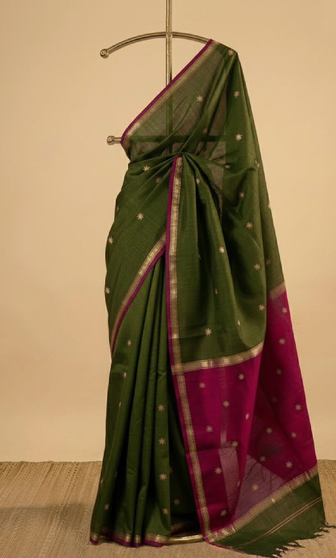 Olive Green with Pink Pallu Maheshwari Handloom Saree