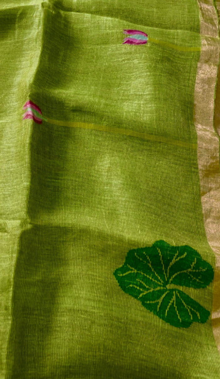 Silk Linen Handloom Jamdani Saree in Parrot Green - Image 4